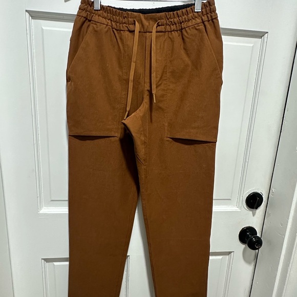 Lululemon Bowline Pants size Small Burnt Caramel Utiltech Khaki Flax EUC - Picture 2 of 8